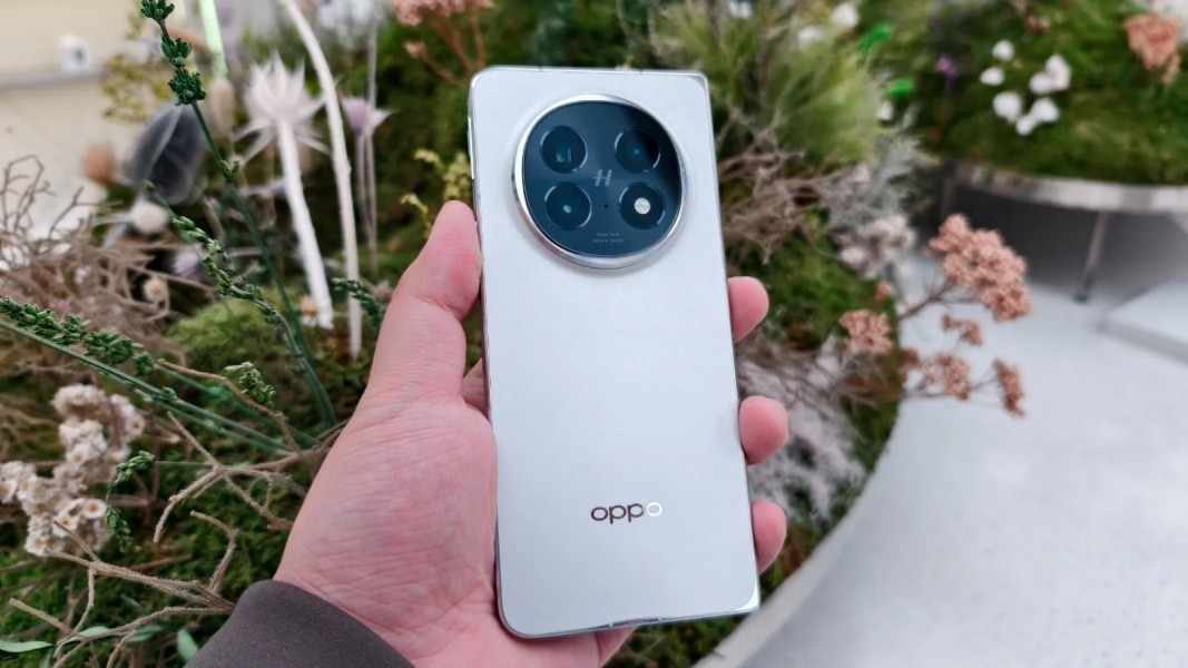 Daftar Harga HP Oppo Terbaru Desember 2025: Update Lengkap Semua Seri dan Spesifikasinya