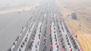 Di Luar Nalar! 8.000 Pelamar Kerja di India Ikuti Ujian di Atas Aspal Landasan Pacu Bandara