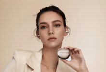 Edifier Rilis Auro Clip Earbuds Klip Telinga dengan Terjemahan AI, Baterai 35 Jam & Bluetooth 6.1