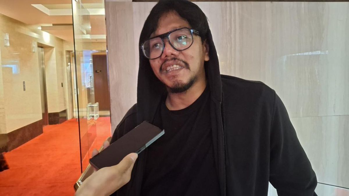 Ferry Irwandi Tanggapi Sindiran DPR soal Klaim Sok Paling Rp10 Miliar secara Tegas