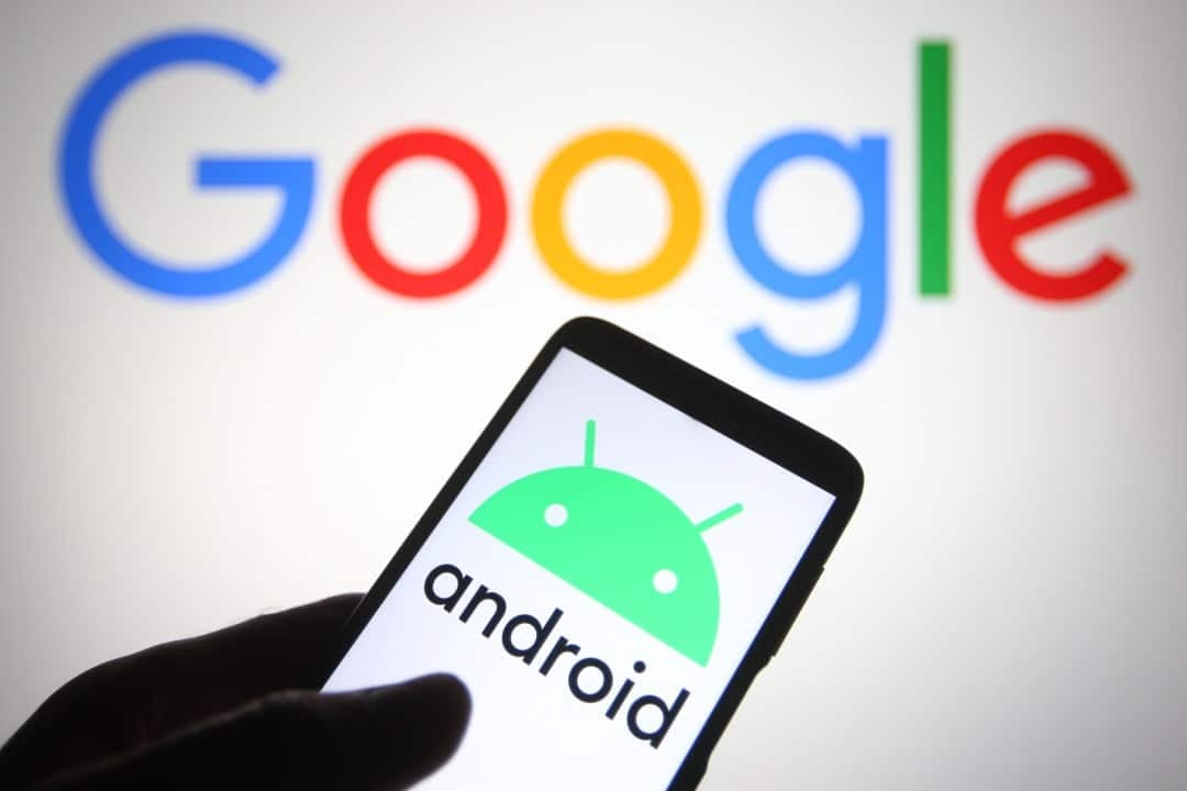 Fitur Baru Android Auto Hadirkan Efek Gelombang Dinamis di Panel Media yang Mengesankan