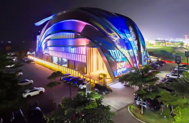 Gebrakan NOYA PIK 2: Event DANCE & BENZ Berhadiah Mercedes-Benz C200 Resmi Digelar