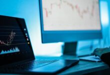 IHSG Tertekan, Analis Rekomendasikan Saham Pilihan untuk Strategi Investasi Aman