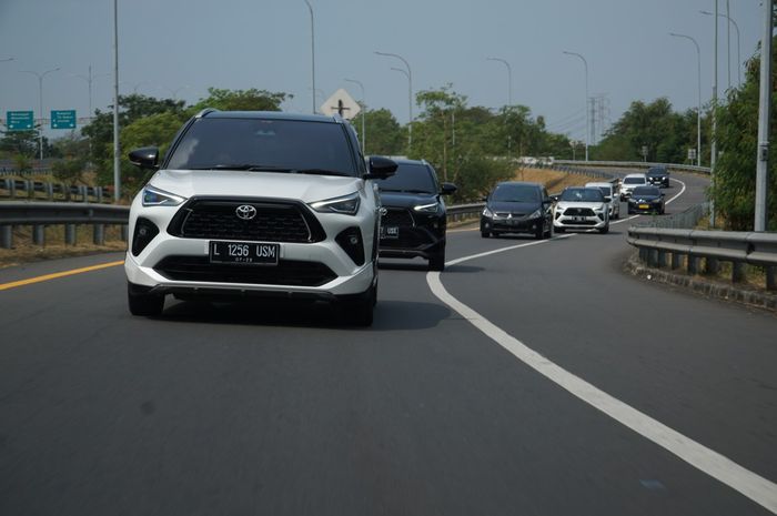 Inilah Jarak Tempuh Sebenarnya Toyota Yaris Cross Hybrid Saat Dipakai Liburan Jauh