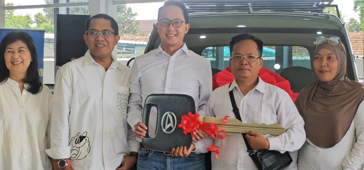 Inilah Kisah Guru dari Lombok Timur Sukses Boyong Mobil di Undian Gebyar Merdeka Daihatsu