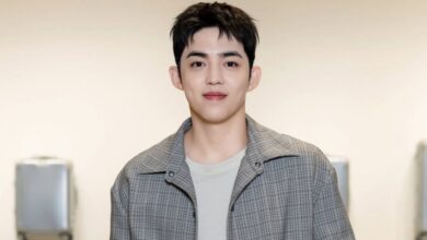 Inspirasi Gaya Kasual Minimalis ala S.Coups SEVENTEEN untuk Tampil Stylish Sehari-hari