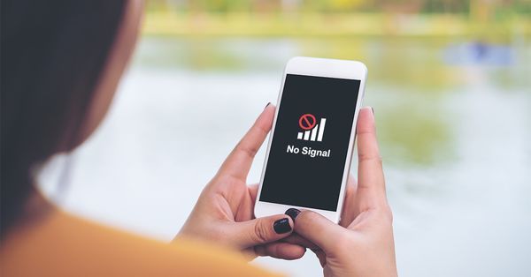 Jangan Panik! 7 Cara Cepat Mengatasi Sinyal Smartphone Hilang Total dengan Efektif
