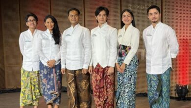 Jebakan Romantis Wregas Pinang Angga, Yunanda, dan Maudy Ayunda di Film Para Perasuk