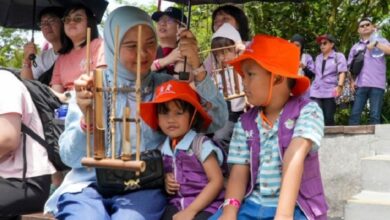 Kewalahan Hadapi Dunia Digital? Ini Tantangan Utama Parenting Modern Masa Kini