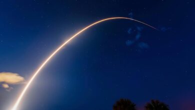 Kilas Peluncuran Roket: Catatan Baru SpaceX & Tantangan Cuaca dari Misi Lainnya