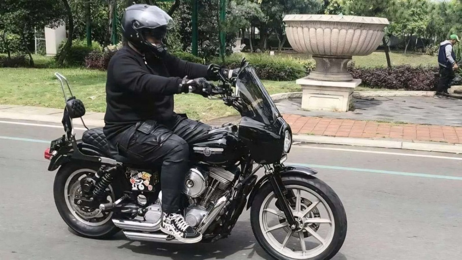 Koleksi Motor Virgoun: Deretan Harley-Davidson hingga Moge Klasik yang Jadi Sorotan
