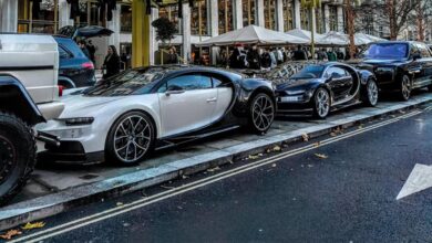 Koleksi Supercar Mewah Terbatas Tampil Eksklusif di Depan Hotel Prestisius