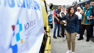 Komdigi Salurkan 118 Tangki Air Bersih dan Perbaiki Jaringan Komunikasi di Aceh Tamiang