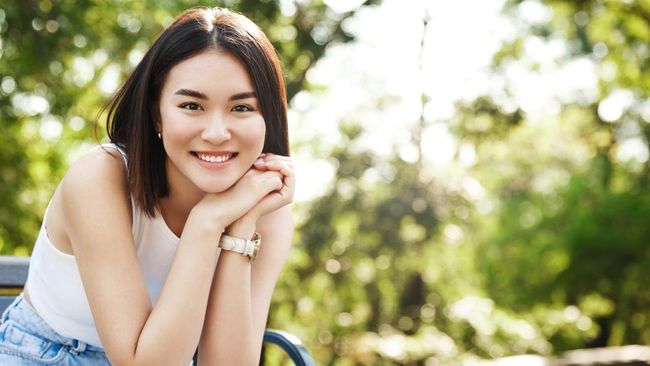Kualitas Perempuan yang Menandakan Sifat Baik Hati dan Kepribadian Positif