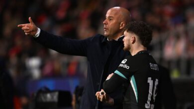 Manajemen Arne Slot Dipertanyakan Usai Perlakuan terhadap Pemain Liverpool yang Terpinggirkan