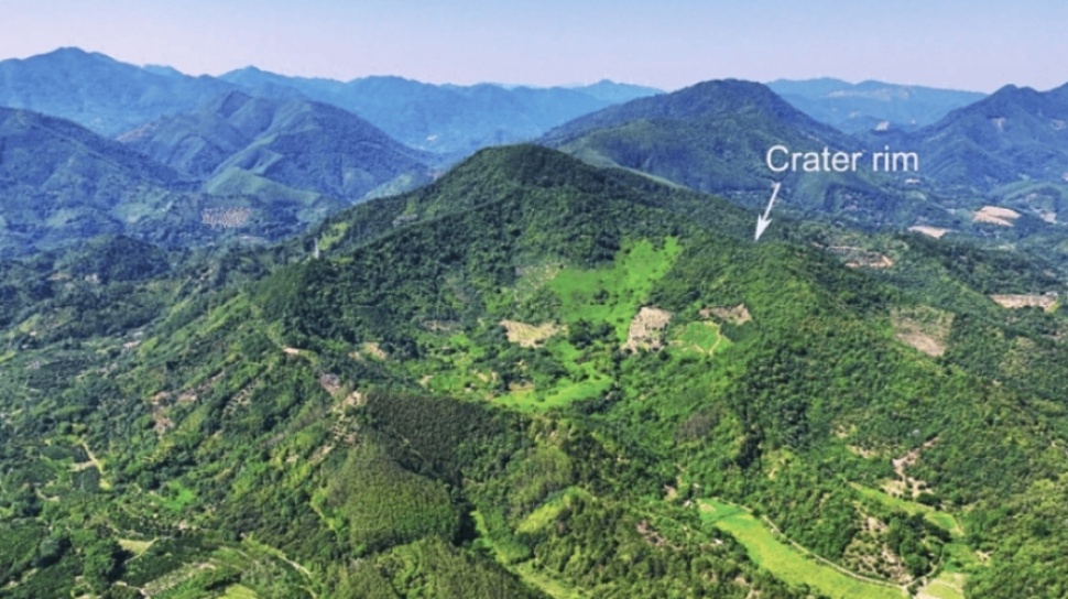Mengenal Jinlin Crater, Kawah Modern Terbesar di Bumi: Fakta, Sejarah, dan Keunikan Geologis