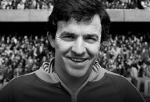 Mengenang John Robertson, Ikon Nottingham Forest yang Berpulang di Usia 72 Tahun