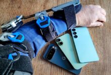 Menguji Aplikasi Perekam Suara Bawaan untuk Membantu Tulisan Saat Tangan Terbatas