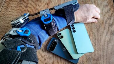 Menguji Aplikasi Perekam Suara Bawaan untuk Membantu Tulisan Saat Tangan Terbatas