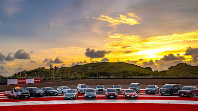 Menguji Performa Toyota GR Pure di Sirkuit Mandalika: Pengalaman Langsung di Lintasan