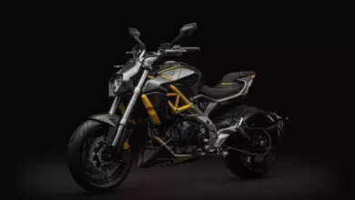 Motor Besar Cyclone RA1000 dari China dengan Desain Khas Mirip Ducati Diavel