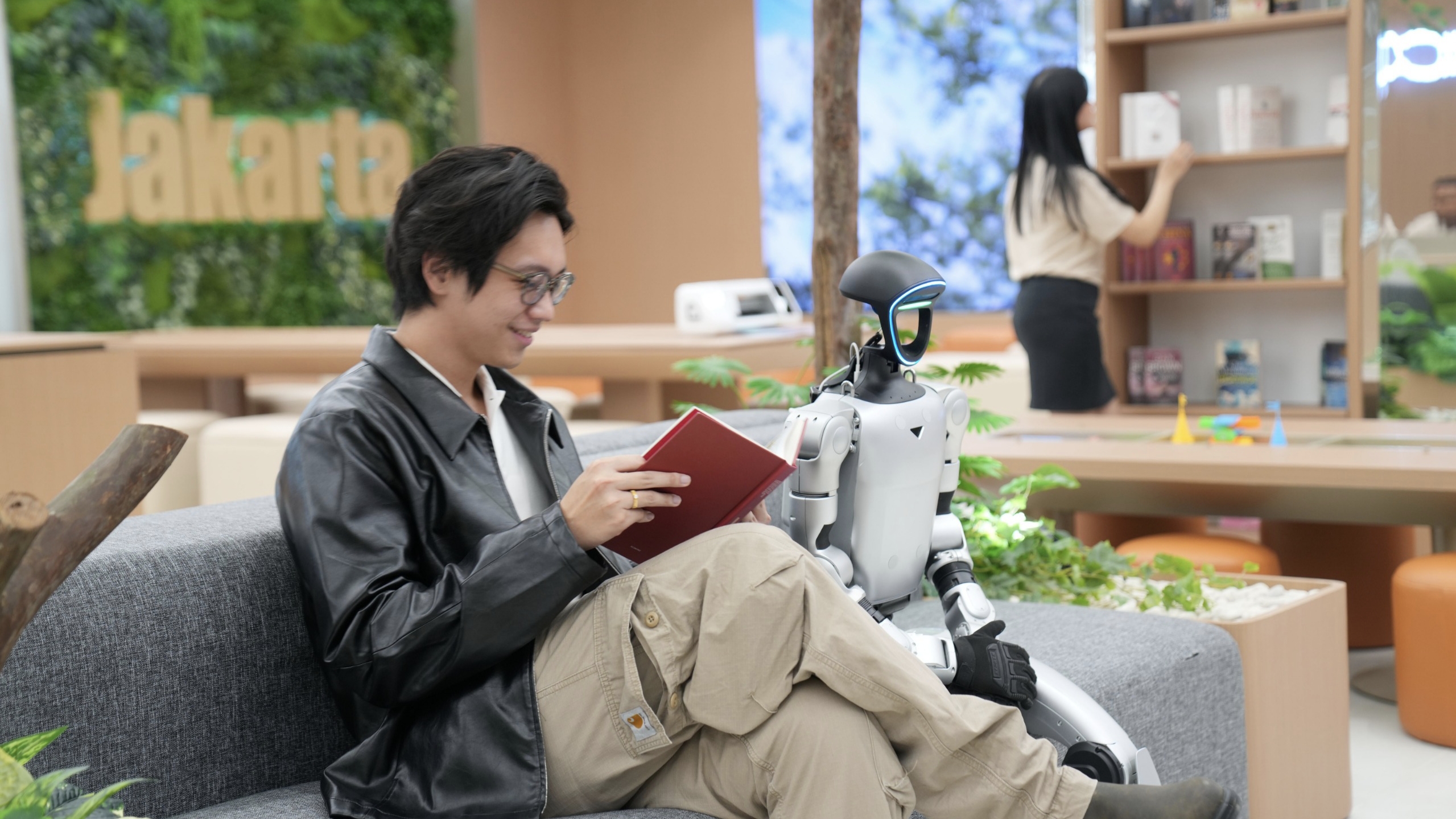 OPPO Resmikan Flagship Store Baru dengan Konsep Third Living Space, Hadirkan Pengalaman Unik