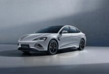 Oli Khusus untuk Mobil Hybrid: Solusi Baru Agar Mesin PHEV Lebih Awet dan Optimal