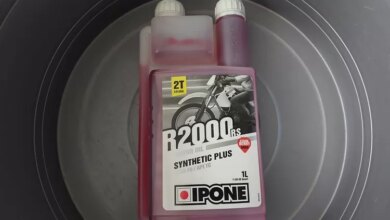 Oli Samping Terbaik Harga Hemat, Pilihan Andal untuk Motor Bensin Campuran Etanol 10%