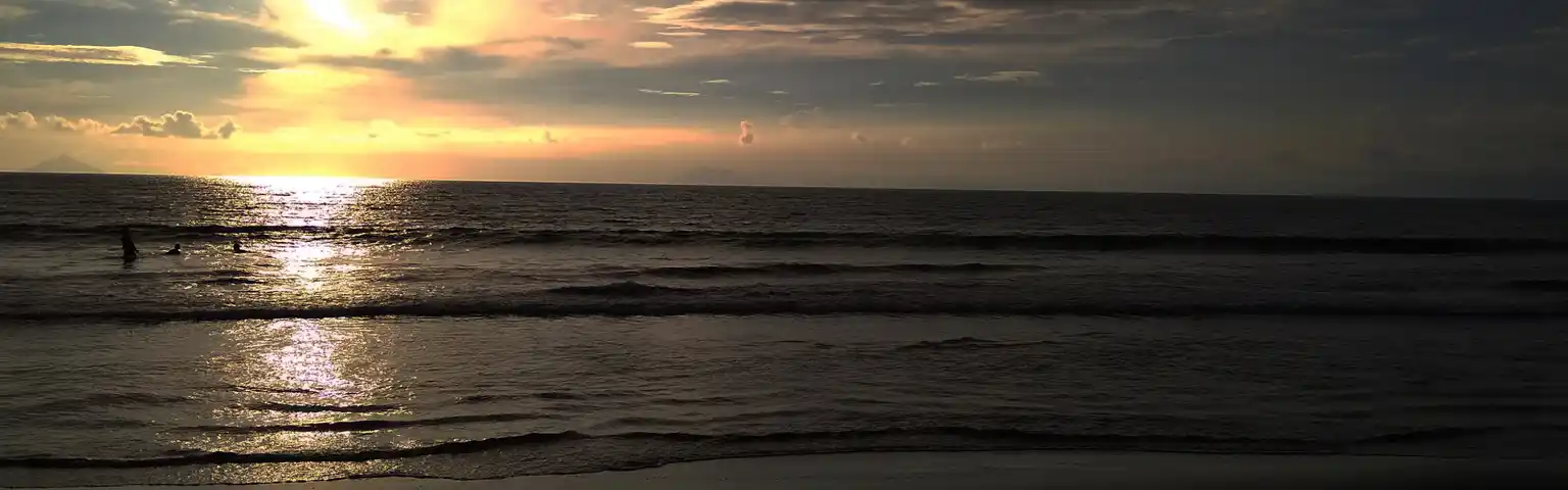 Pantai Florida 2 Anyer: Pilihan Weekend Getaway Terjangkau dengan Pesona Alami dan Fasilitas Lengkap