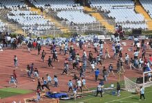 Penggemar Lionel Messi Protes Keras di Stadion Karena Harga Tiket Melambung Setara Gaji Bulanan