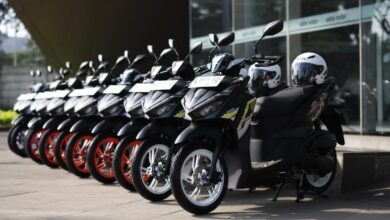 Perbedaan Honda Vario 125 Street dengan BeAT Street, Gunakan Model Setang Telanjang