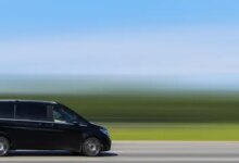 Pesan Travel Bhinneka Shuttle Jatinangor - Grogol: Jadwal, Rute & Info Harga Terbaru