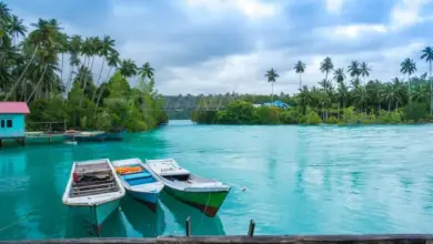 Pesona Wisata Labuan Cermin, Danau Dua Rasa Unik di Kalimantan Timur yang Wajib Dikunjungi