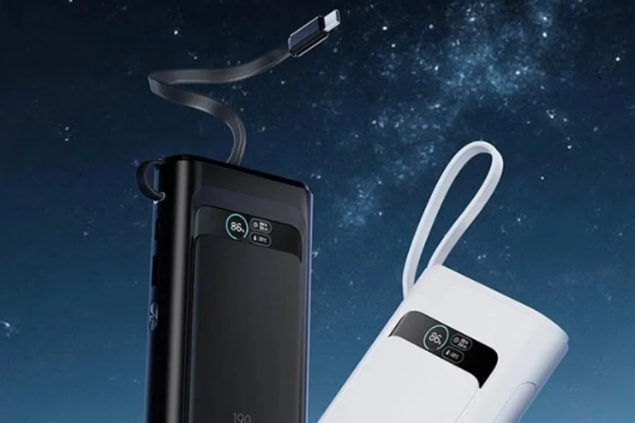 Power bank ThinkPlus Lenovo dengan output 190W, layar, dan kabel terintegrasi mulai 300 ribuan