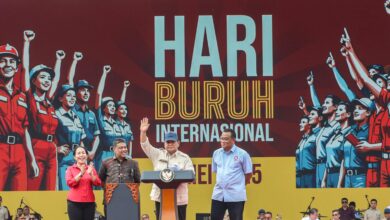 Prabowo Umumkan Rumus Kenaikan Upah Malam Ini, KSPSI Tolak Formula Upah Minimum