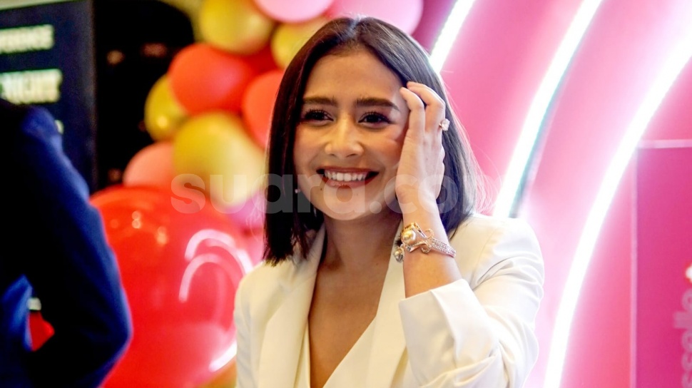Prilly Latuconsina Soroti Bencana di Sumatra: Akibat Keserakahan Manusia yang Merusak Alam