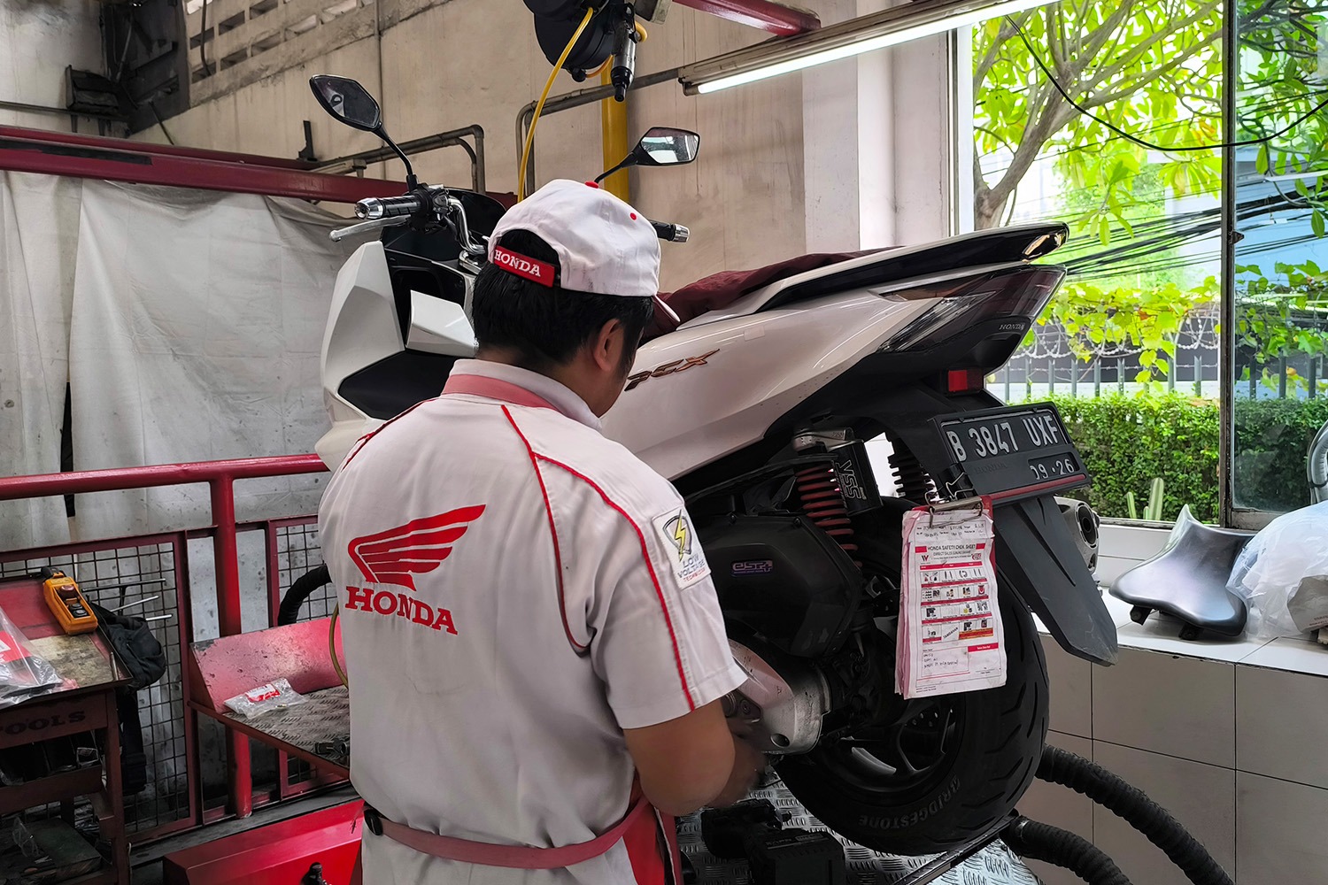 Promo Spesial Akhir Tahun: Diskon Servis Motor Matic Hingga 25% di Dealer Honda Terdekat