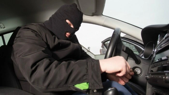 Rampok Sadis Serang Pengendara Mazda di Depan Mall Pesona Square, Polisi Siaga