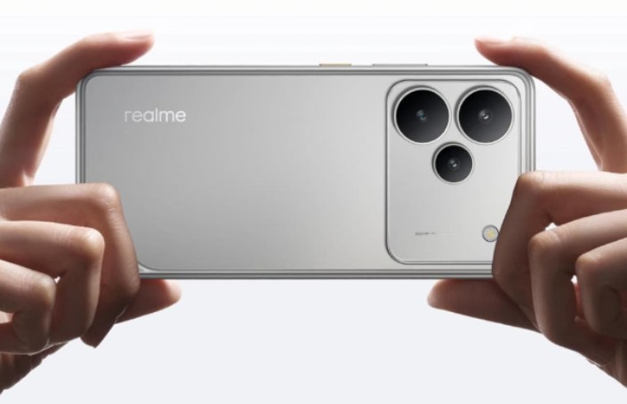 Realme P4 5G: Baterai 7000mAh Tahan 2 Hari, Pilihan Terbaik Ponsel Mid-Range 2025