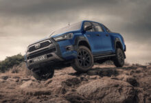 Rekomendasi Mobil Sedan Mewah dengan Teknologi Modern dan Konsumsi BBM Efisien