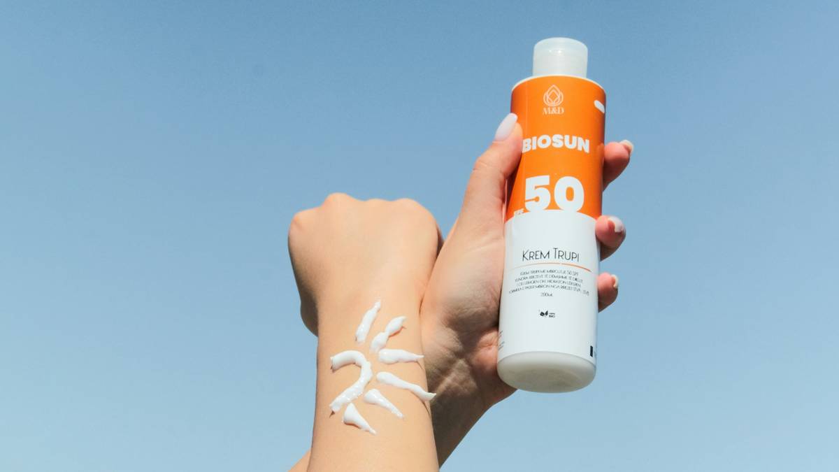 Rekomendasi Sunscreen Lokal Paling Populer, Pilihan Favorit untuk Kulit Terlindungi Setiap Hari