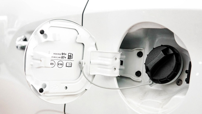 Rencana Larangan Mobil Bensin dan Diesel: Apakah Hanya Gertak Sambal atau Fakta?