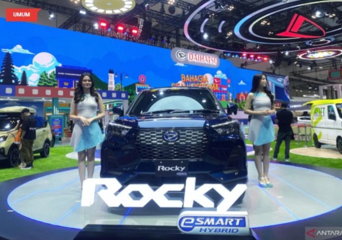 Sejak Rilis di GIIAS Juli 2025, Rocky Hybrid Catat 500 SPK dan Jadi Favorit Konsumen