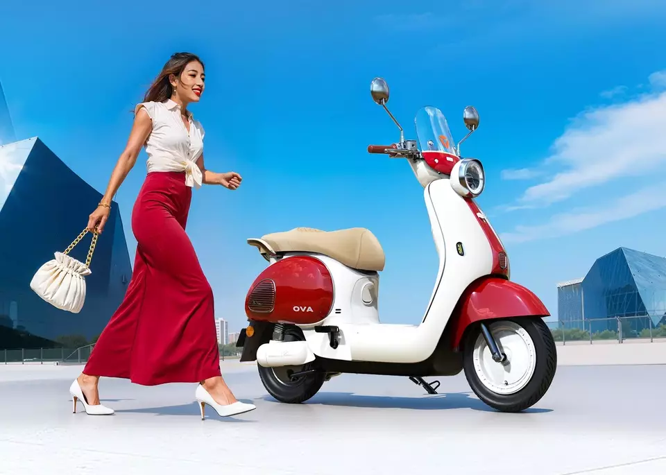 Sepeda Listrik vs Motor Listrik: Perbandingan Hemat Energi dan Biaya Penggunaan 2025