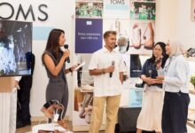 Setiap Beli Sepatu, Donasi Otomatis untuk Buku Edukasi Anak di Lombok dari Kreator Konten Lokal