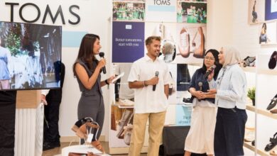 Setiap Beli Sepatu, Donasi Otomatis untuk Buku Edukasi Anak di Lombok dari Kreator Konten Lokal