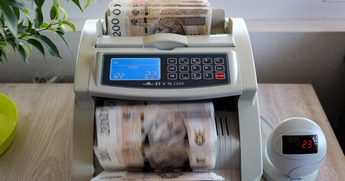 Surplus Bilans Pembayaran Polandia Tembus Ekspektasi Ekonom Terbaru NBP