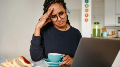 Terbukti! 5 Penyebab Home Fatigue Akibat WFH Tanpa Batas di Era Digital 2025