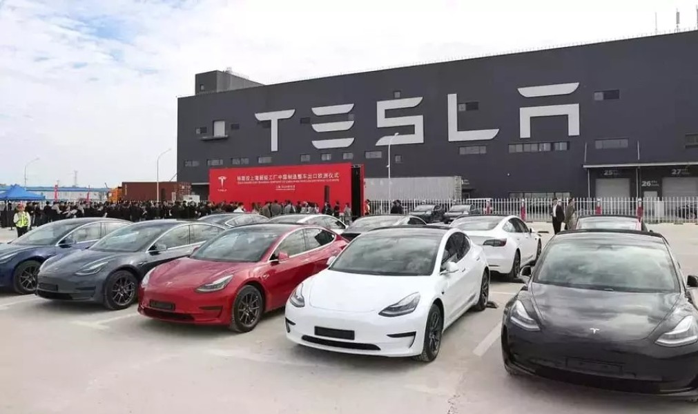 Tesla Catat Lonjakan Penjualan Global, BYD Masih Pimpin Pasar Mobil Listrik Dunia