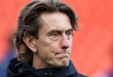 Thomas Frank Kritik Wasit Tottenham vs Liverpool, Kartu Merah Romero Dinilai Tak Tepat